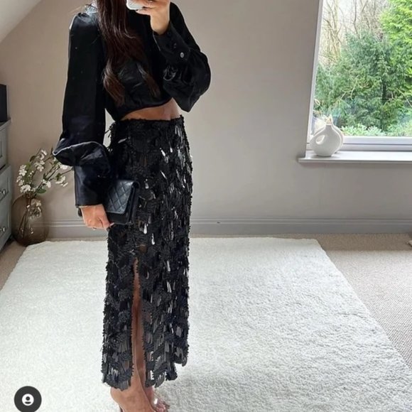 Zara Black Sequin Midi Skirt - Picture 2 of 15